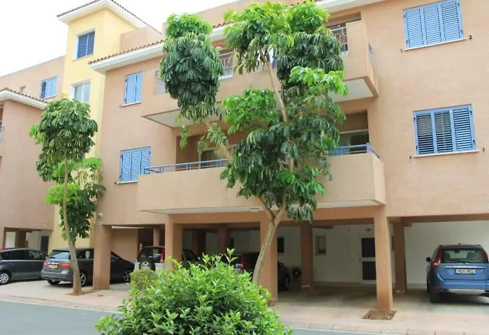 Limnaria Gardens K Apartamento *