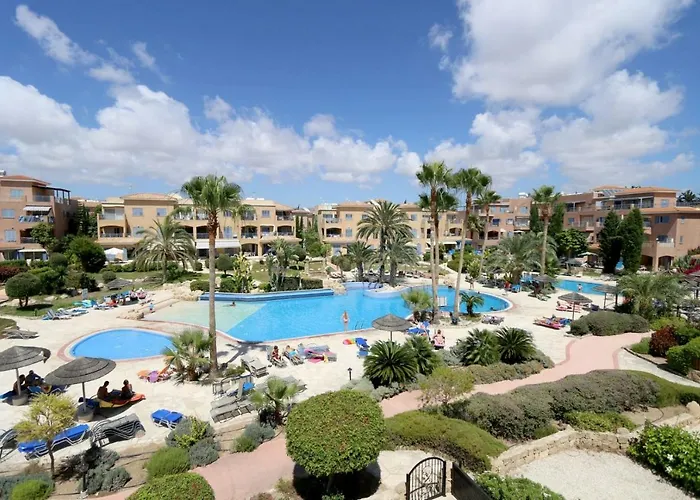 Limnaria Gardens K * Paphos