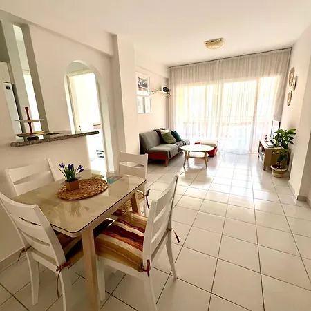 Limnaria Gardens K *