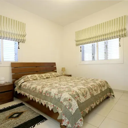 Limnaria Gardens K * Пафос